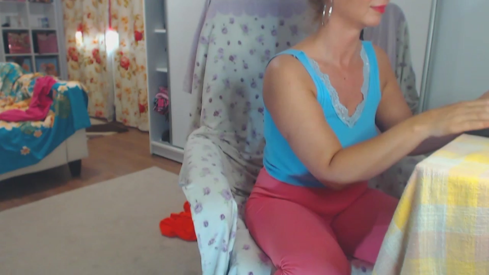 Gallery image thumbnail from Merlyn4u's myfreecams stream on, 05/23/2023, 13:59 image 17 of 20