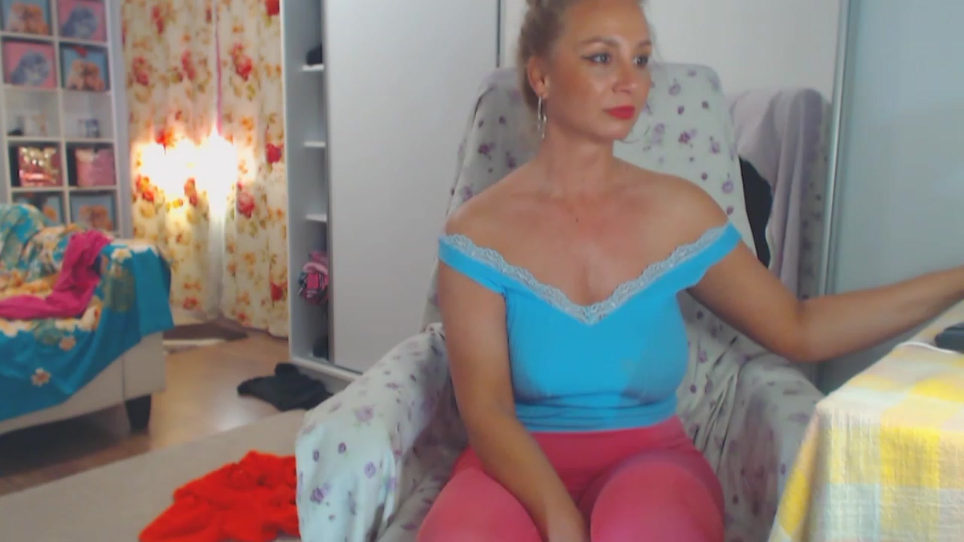 Gallery image thumbnail from Merlyn4u's myfreecams stream on, 05/23/2023, 13:59 image 2 of 20