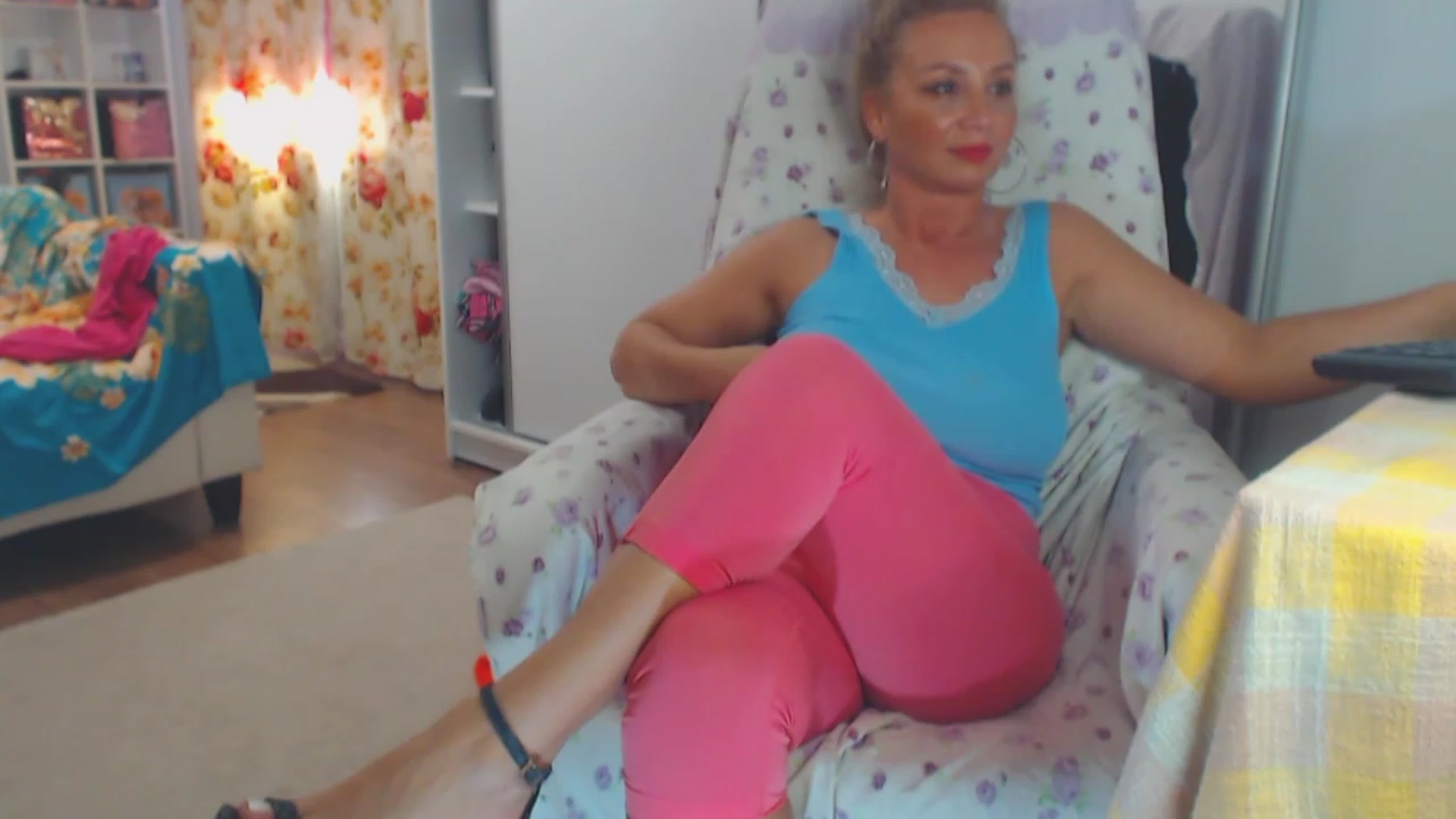 Gallery image thumbnail from Merlyn4u's myfreecams stream on, 05/23/2023, 13:59 image 15 of 20
