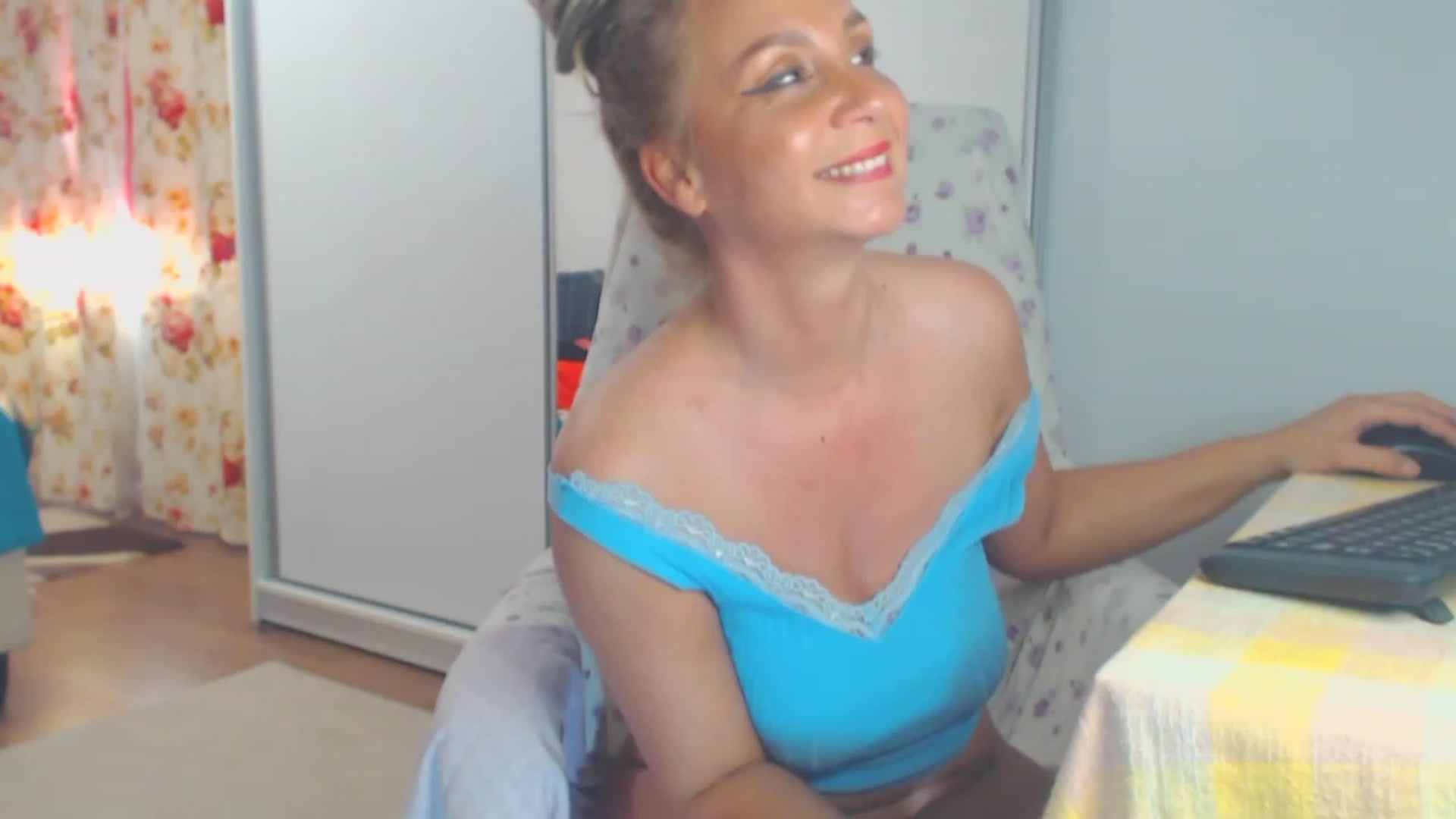 Gallery image thumbnail from Merlyn4u's myfreecams stream on, 05/24/2023, 14:22 image 18 of 20
