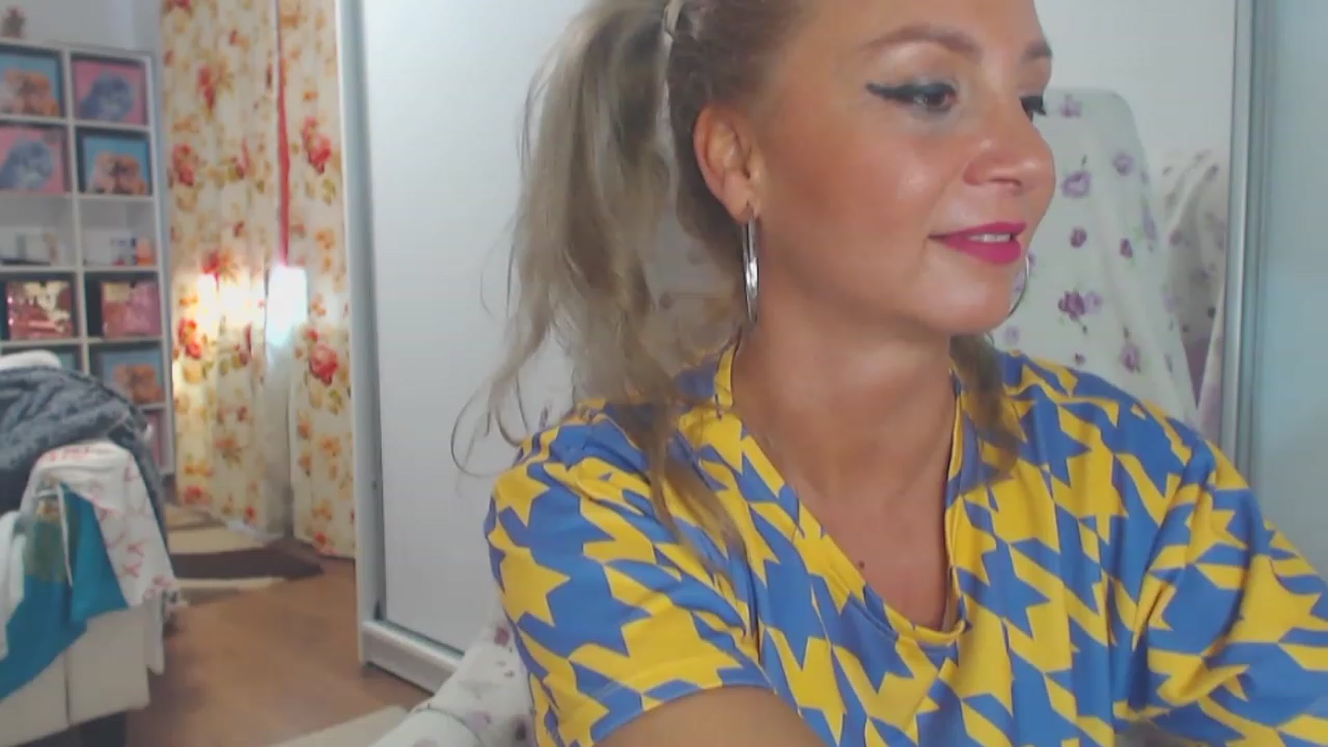 Gallery image thumbnail from Merlyn4u's myfreecams stream on, 05/28/2023, 12:02 image 14 of 20