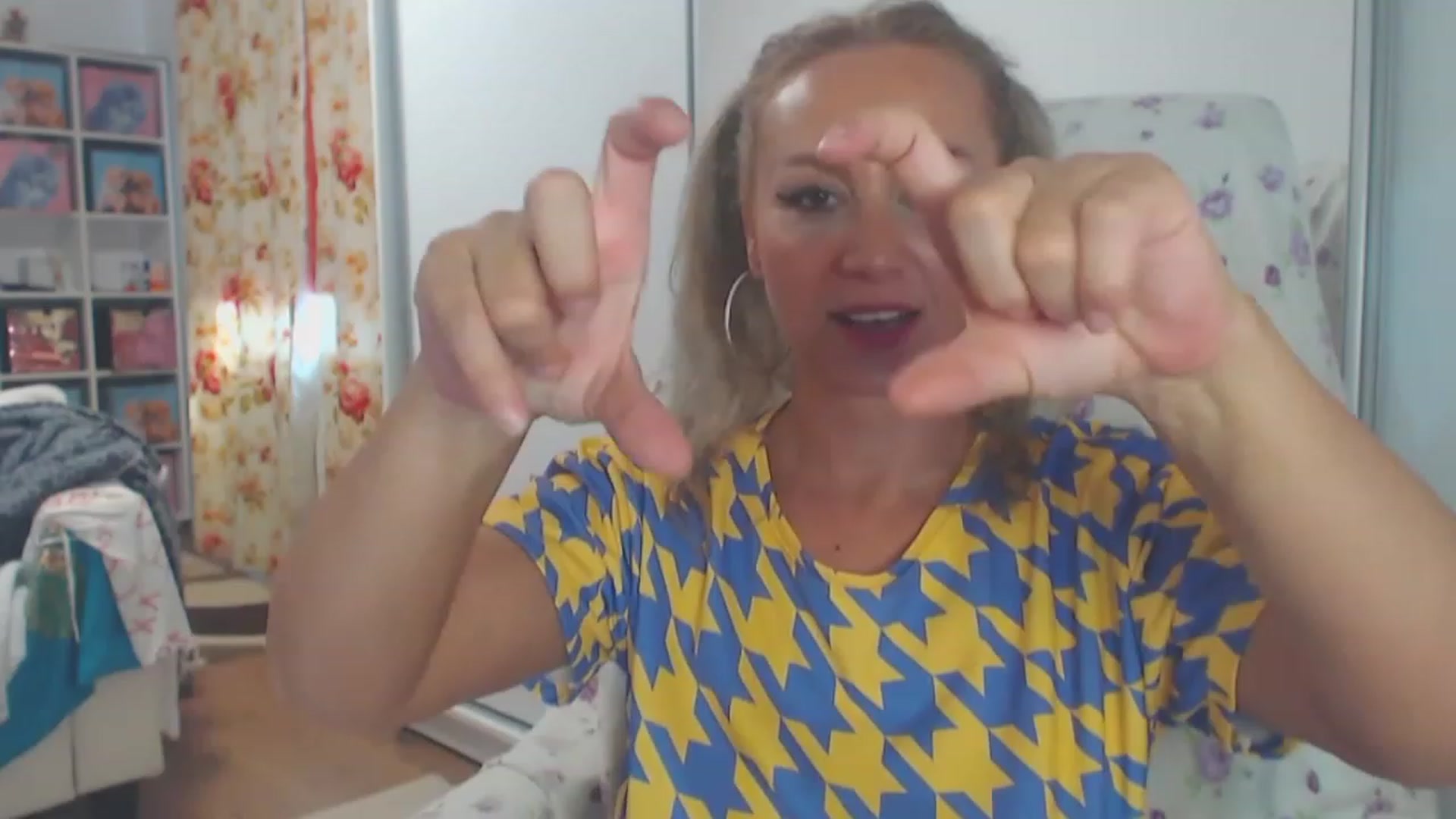 Gallery image thumbnail from Merlyn4u's myfreecams stream on, 05/28/2023, 12:02 image 15 of 20