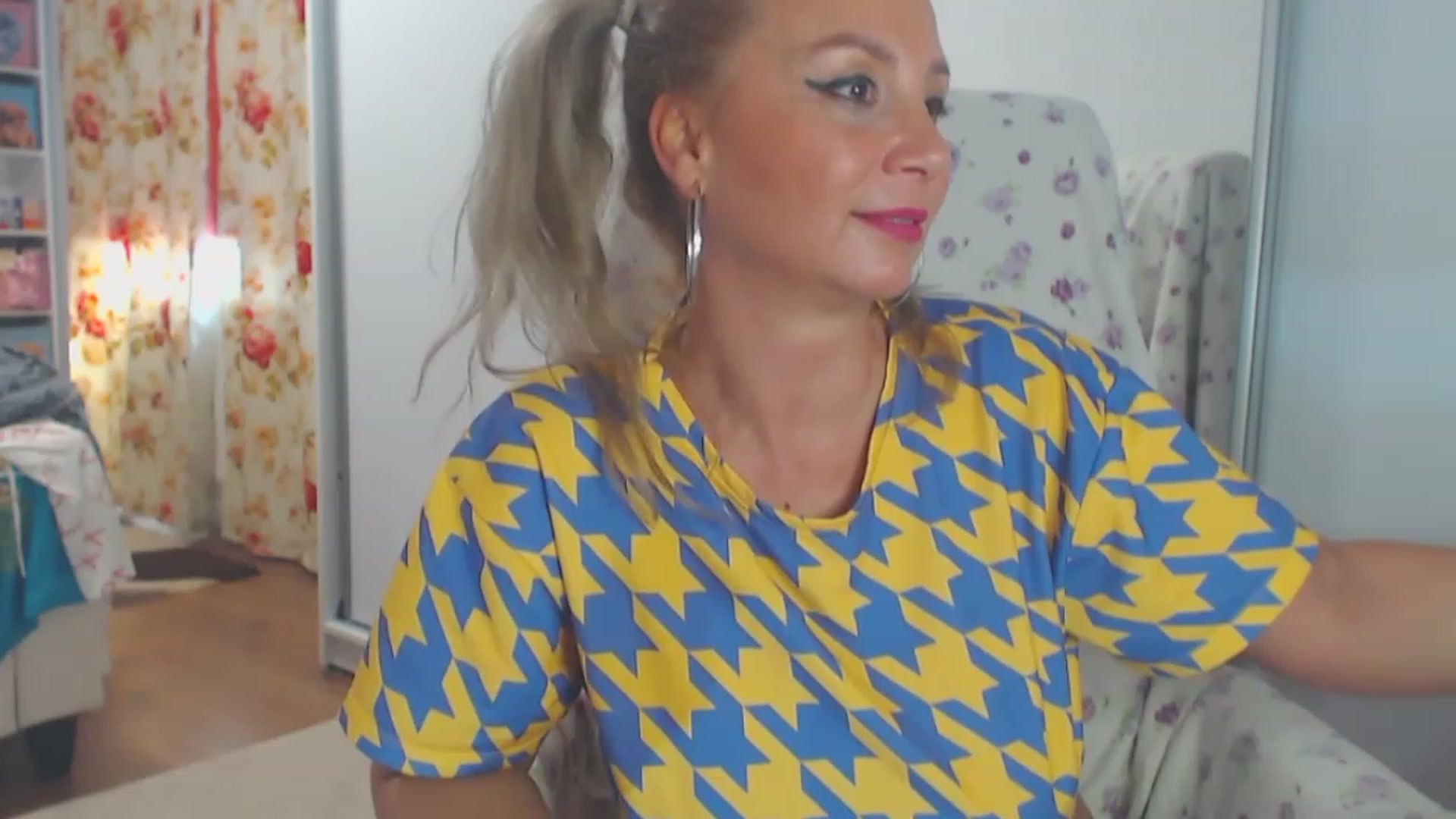 Gallery image thumbnail from Merlyn4u's myfreecams stream on, 05/28/2023, 12:02 image 12 of 20