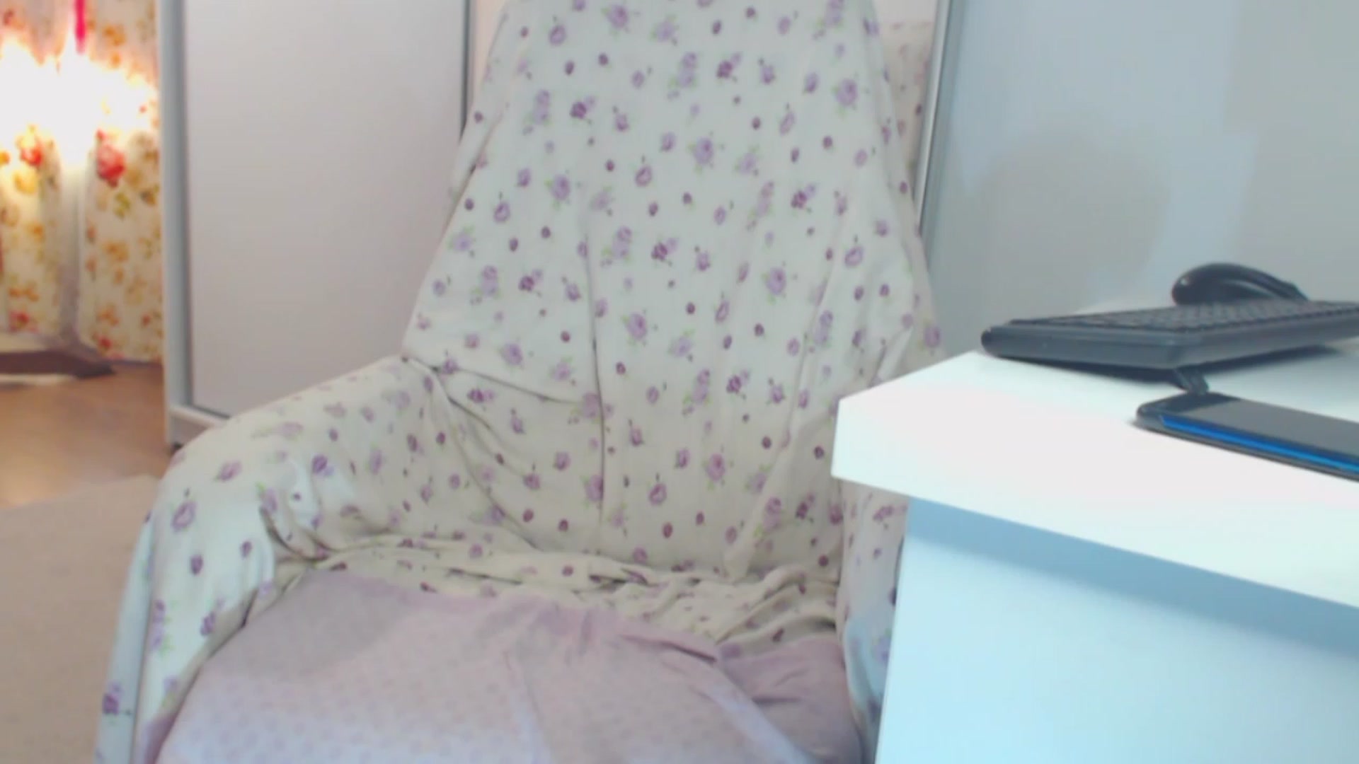 Gallery image thumbnail from Merlyn4u's myfreecams stream on, 06/07/2023, 13:47 image 19 of 20