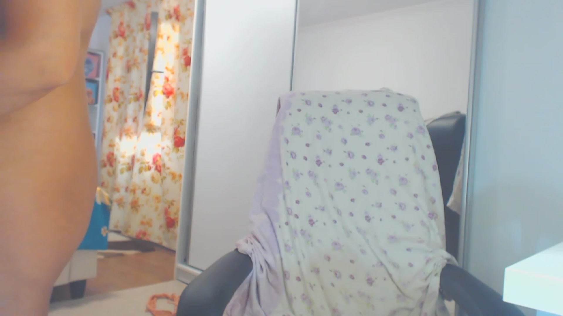 Gallery image thumbnail from Merlyn4u's myfreecams stream on, 07/04/2023, 14:30 image 12 of 20