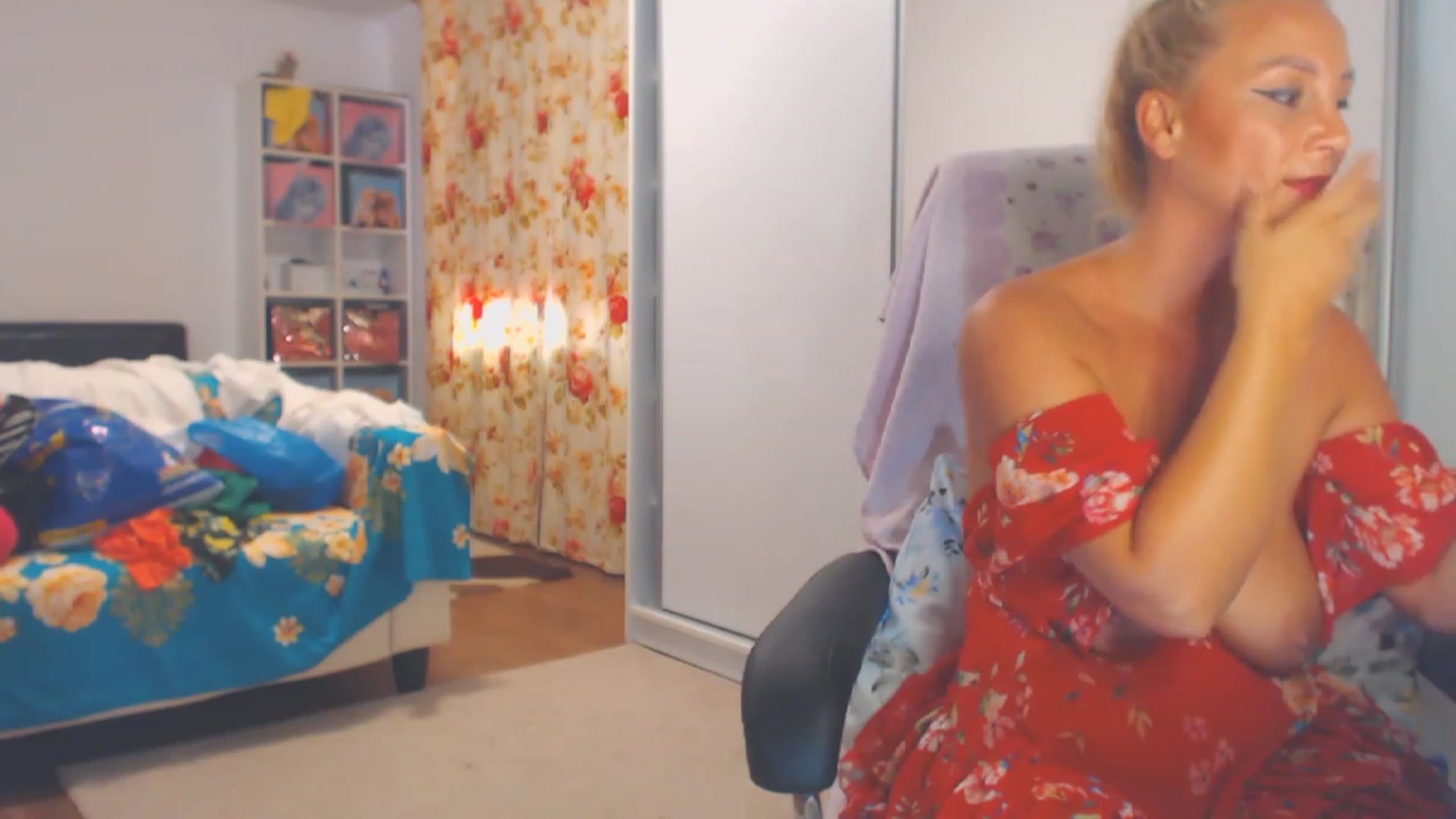Gallery image thumbnail from Merlyn4u's myfreecams stream on, 07/08/2023, 13:42 image 14 of 20
