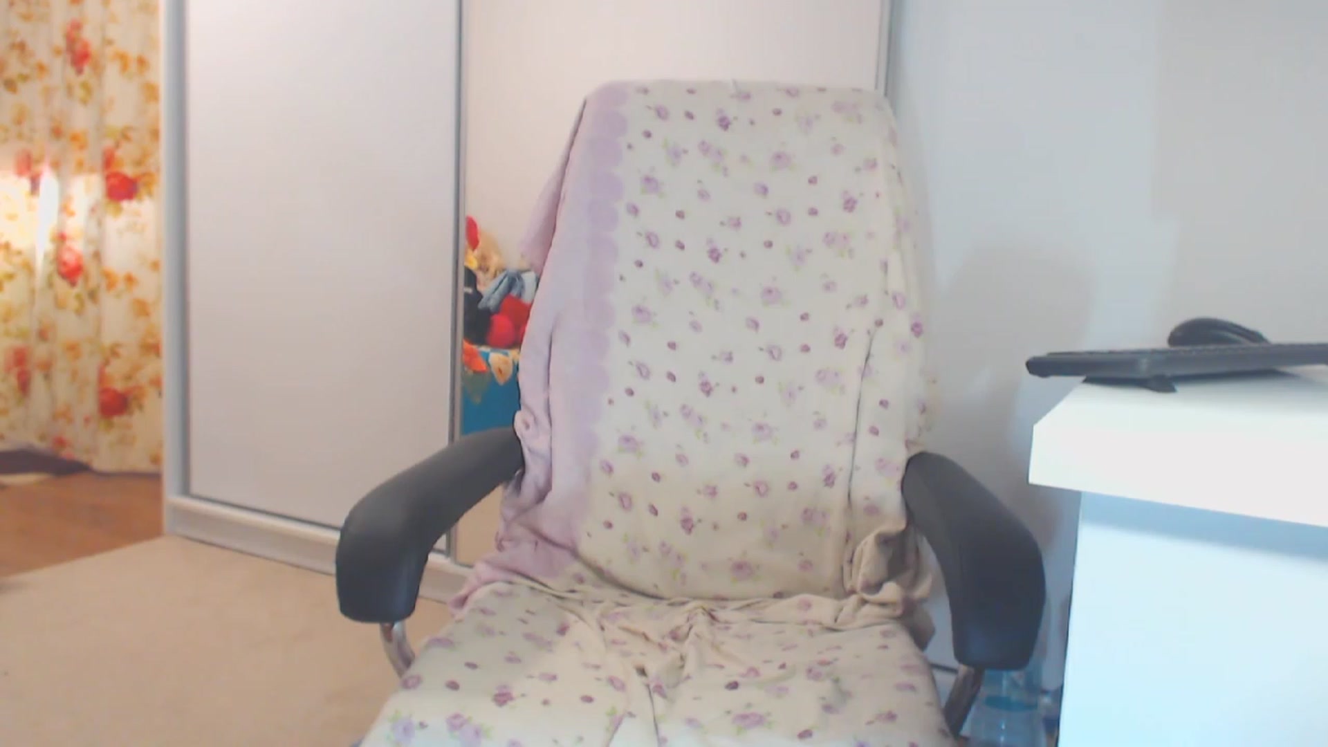 Gallery image thumbnail from Merlyn4u's myfreecams stream on, 07/08/2023, 13:42 image 9 of 20