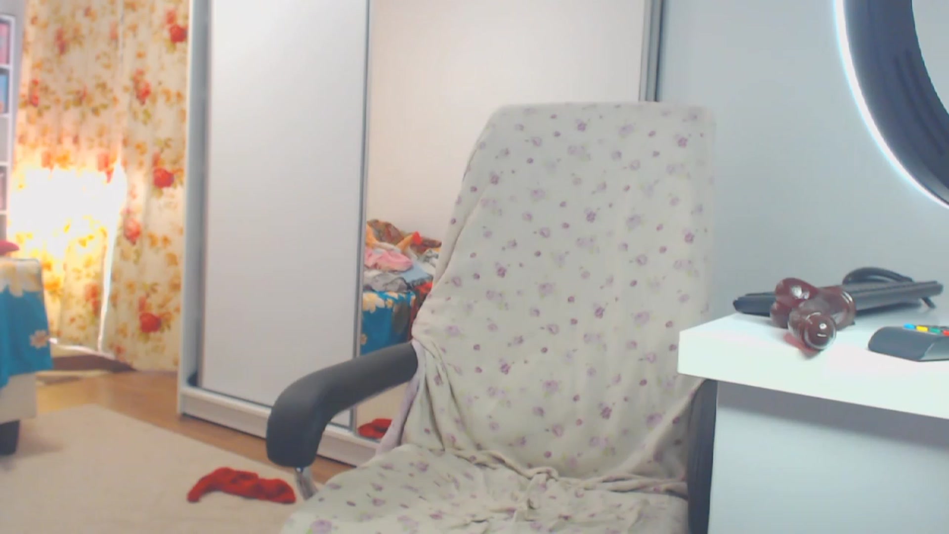 Gallery image thumbnail from Merlyn4u's myfreecams stream on, 07/28/2023, 13:25 image 13 of 20