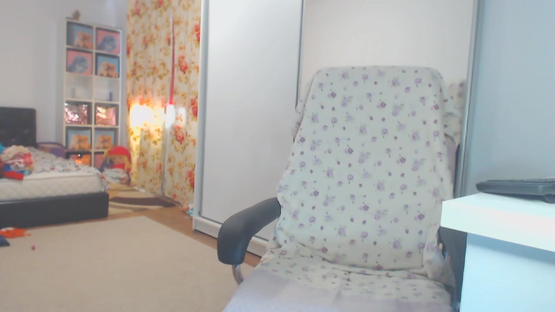 Gallery image thumbnail from Merlyn4u's myfreecams stream on, 08/08/2023, 12:24 image 19 of 20