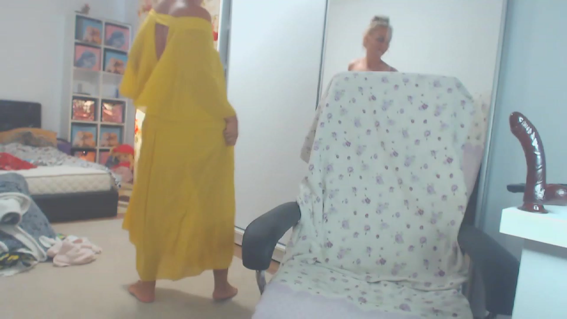 Gallery image thumbnail from Merlyn4u's myfreecams stream on, 08/09/2023, 12:40 image 7 of 20