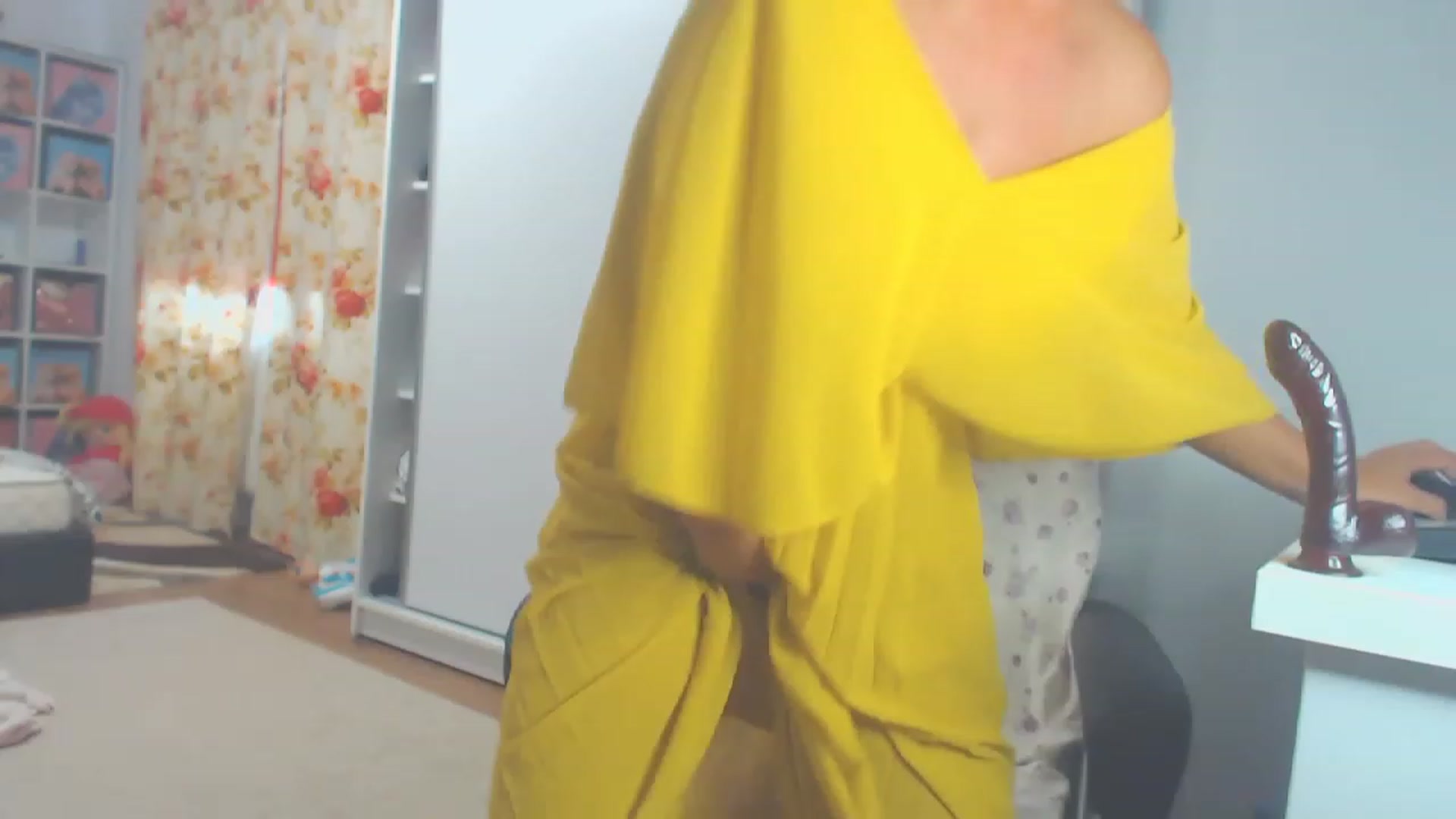 Gallery image thumbnail from Merlyn4u's myfreecams stream on, 08/09/2023, 12:40 image 10 of 20