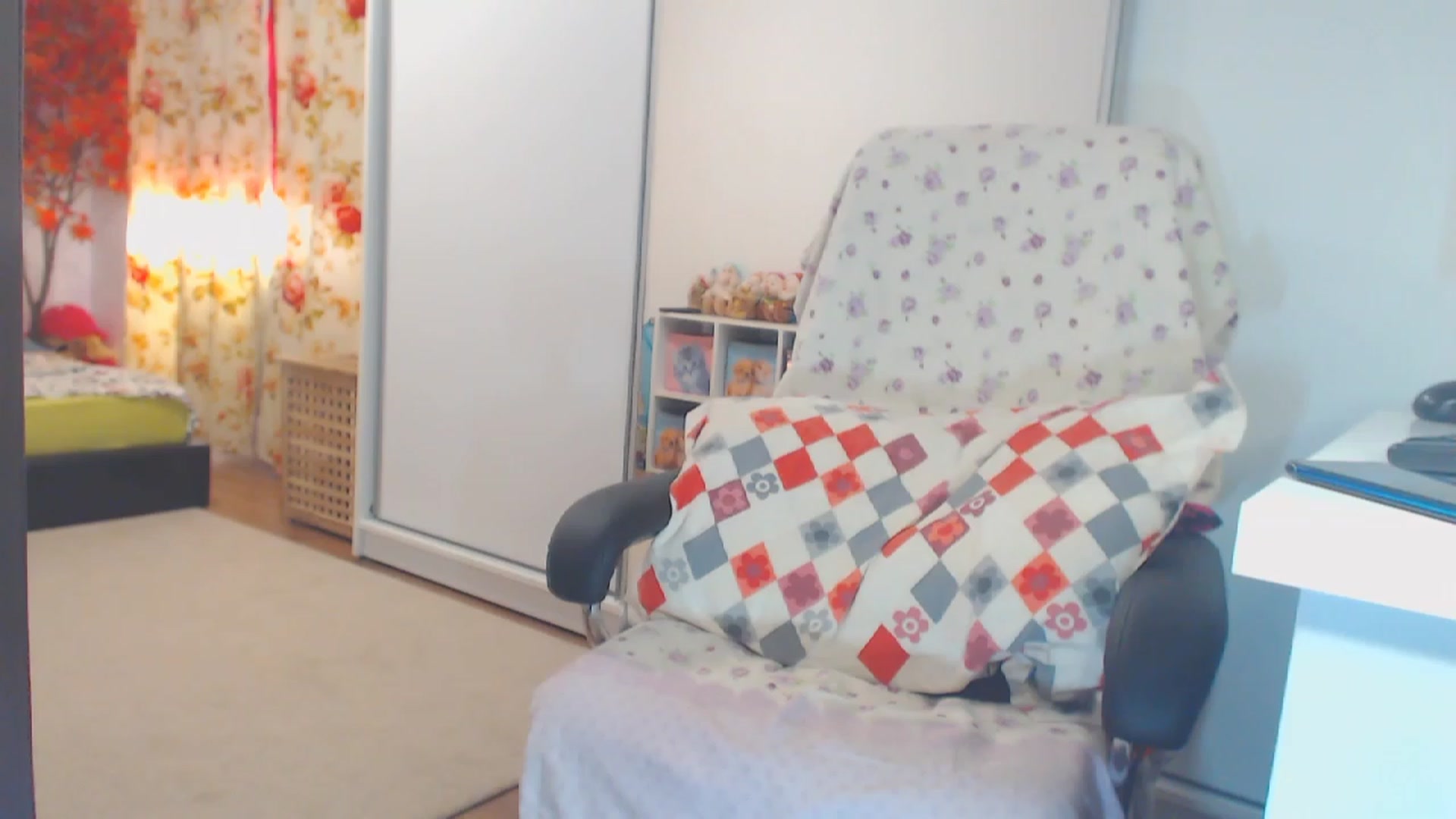 Gallery image thumbnail from Merlyn4u's myfreecams stream on, 08/20/2023, 13:40 image 19 of 20