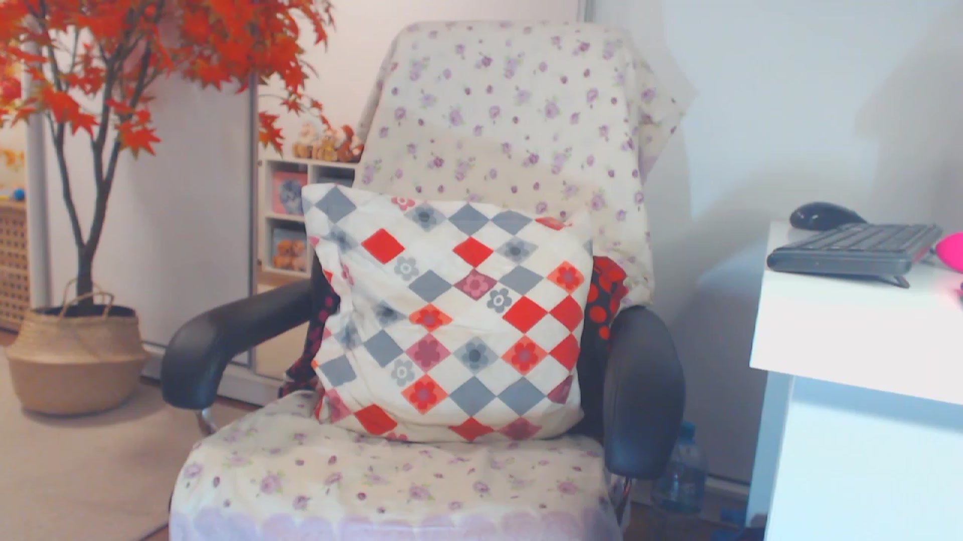 Gallery image thumbnail from Merlyn4u's myfreecams stream on, 08/24/2023, 12:29 image 14 of 20