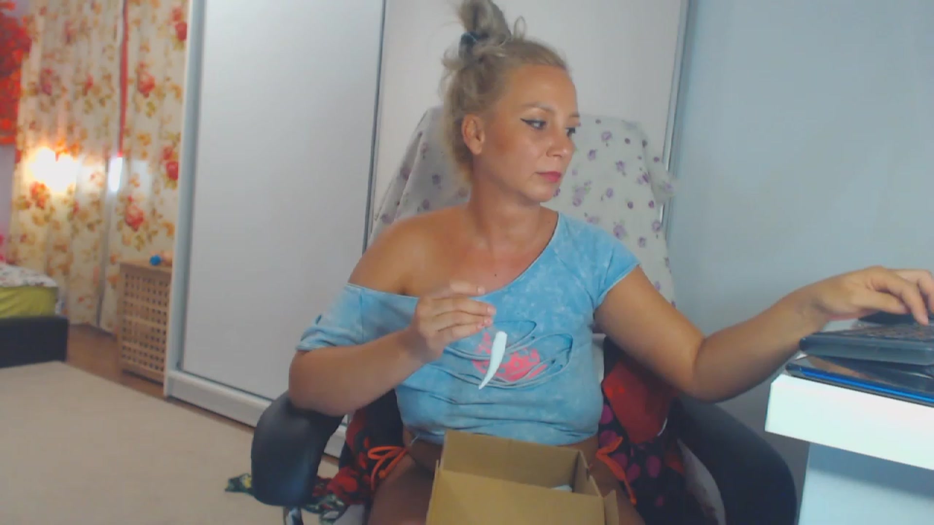 Gallery image thumbnail from Merlyn4u's myfreecams stream on, 08/27/2023, 13:46 image 20 of 20
