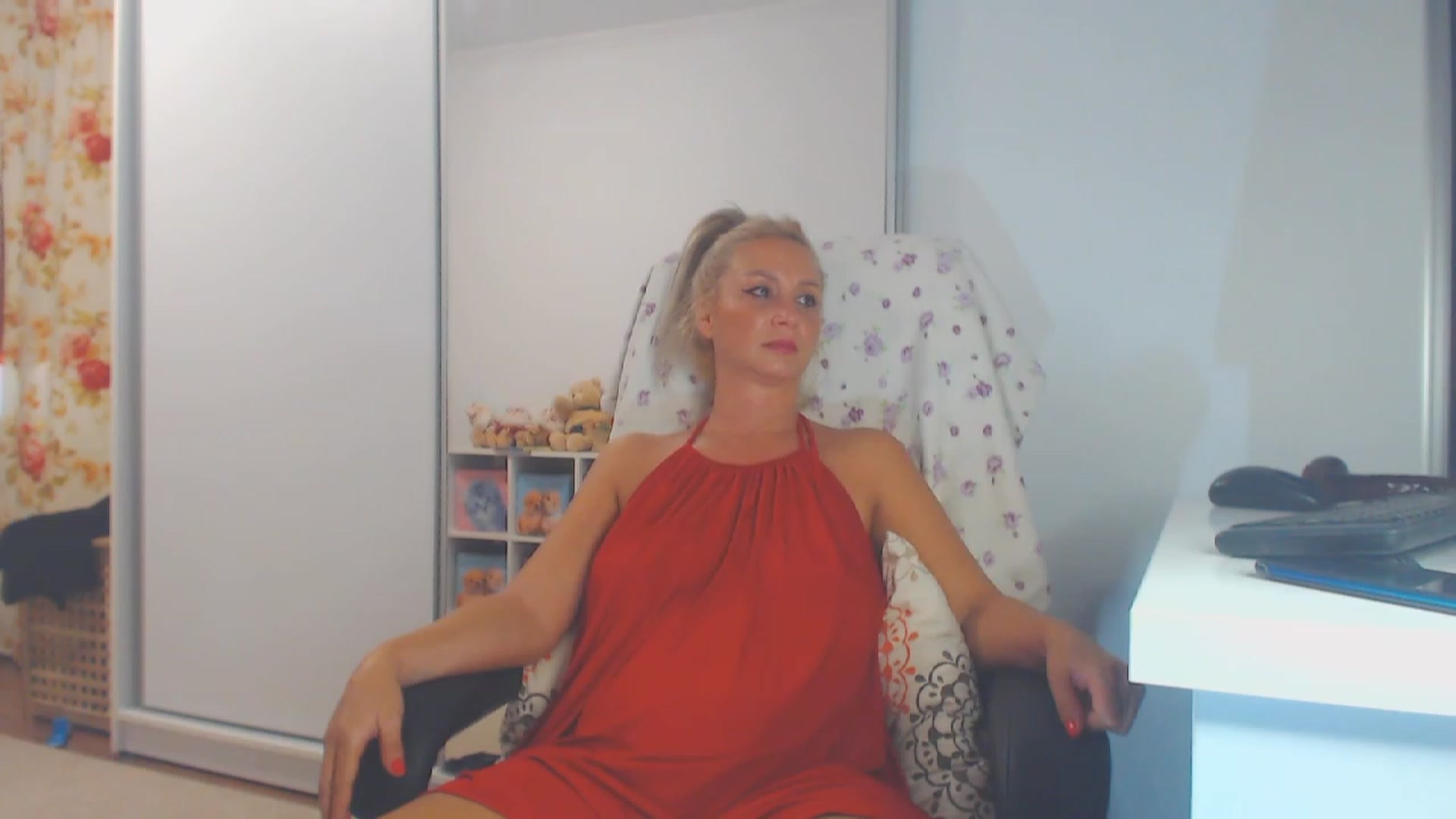 Gallery image thumbnail from Merlyn4u's myfreecams stream on, 09/04/2023, 14:43 image 20 of 20