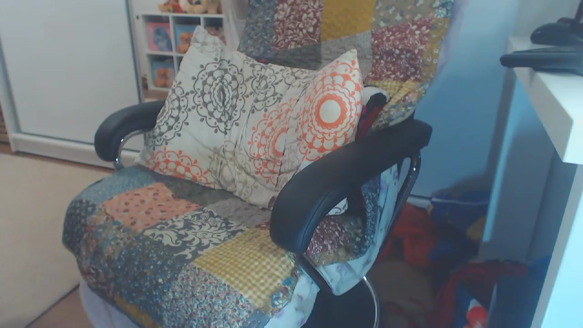 Gallery image thumbnail from Merlyn4u's myfreecams stream on, 09/07/2023, 13:45 image 7 of 20