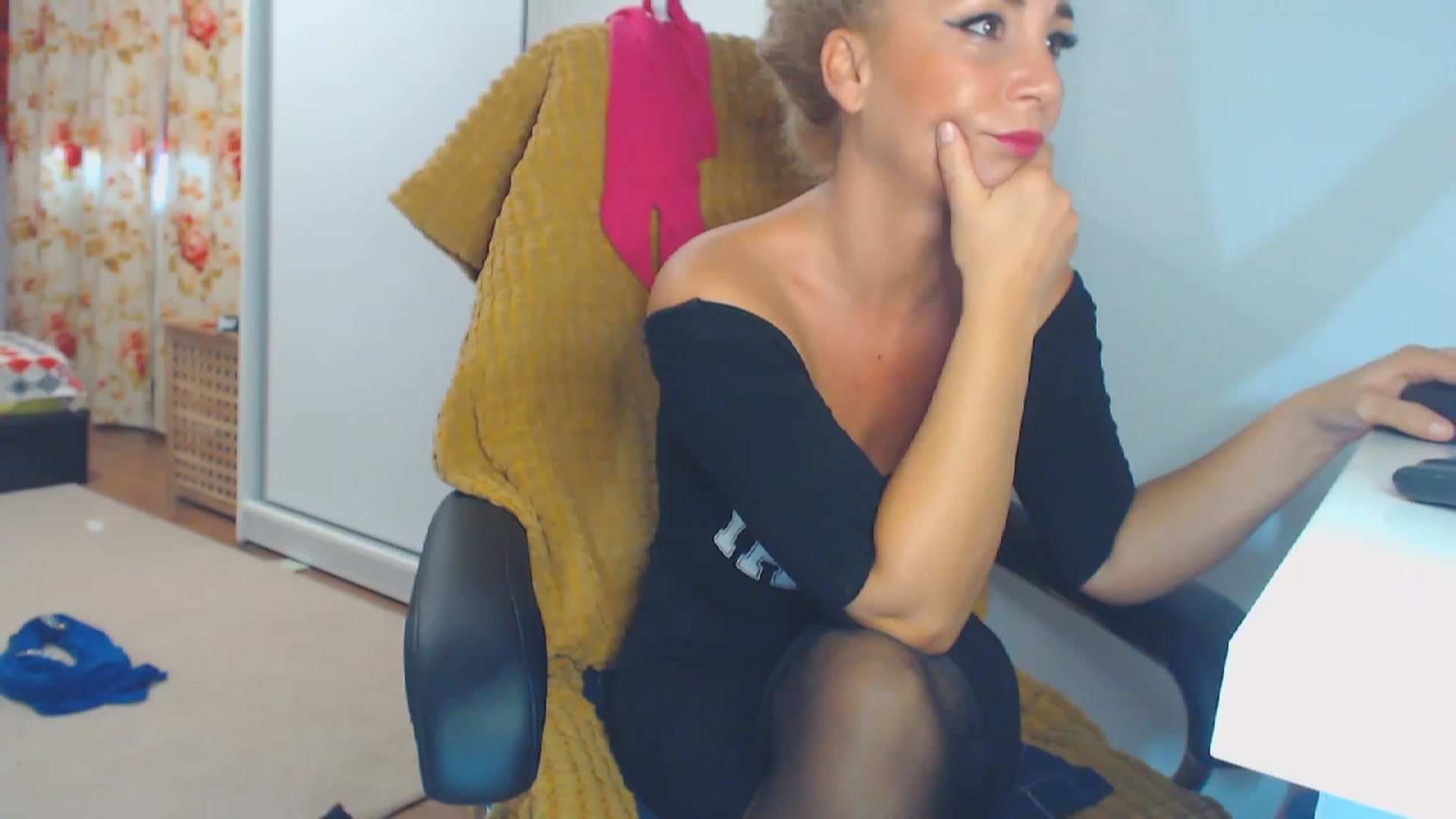 Gallery image thumbnail from Merlyn4u's myfreecams stream on, 09/26/2023, 13:46 image 20 of 20