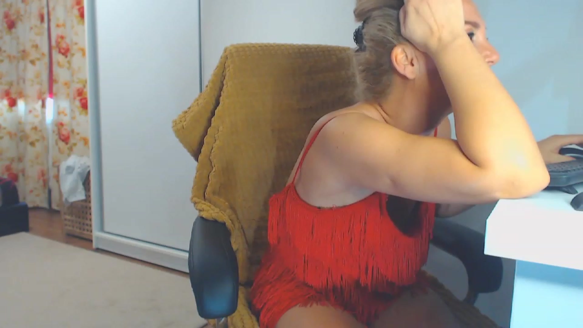 Gallery image thumbnail from Merlyn4u's myfreecams stream on, 09/27/2023, 13:38 image 16 of 20