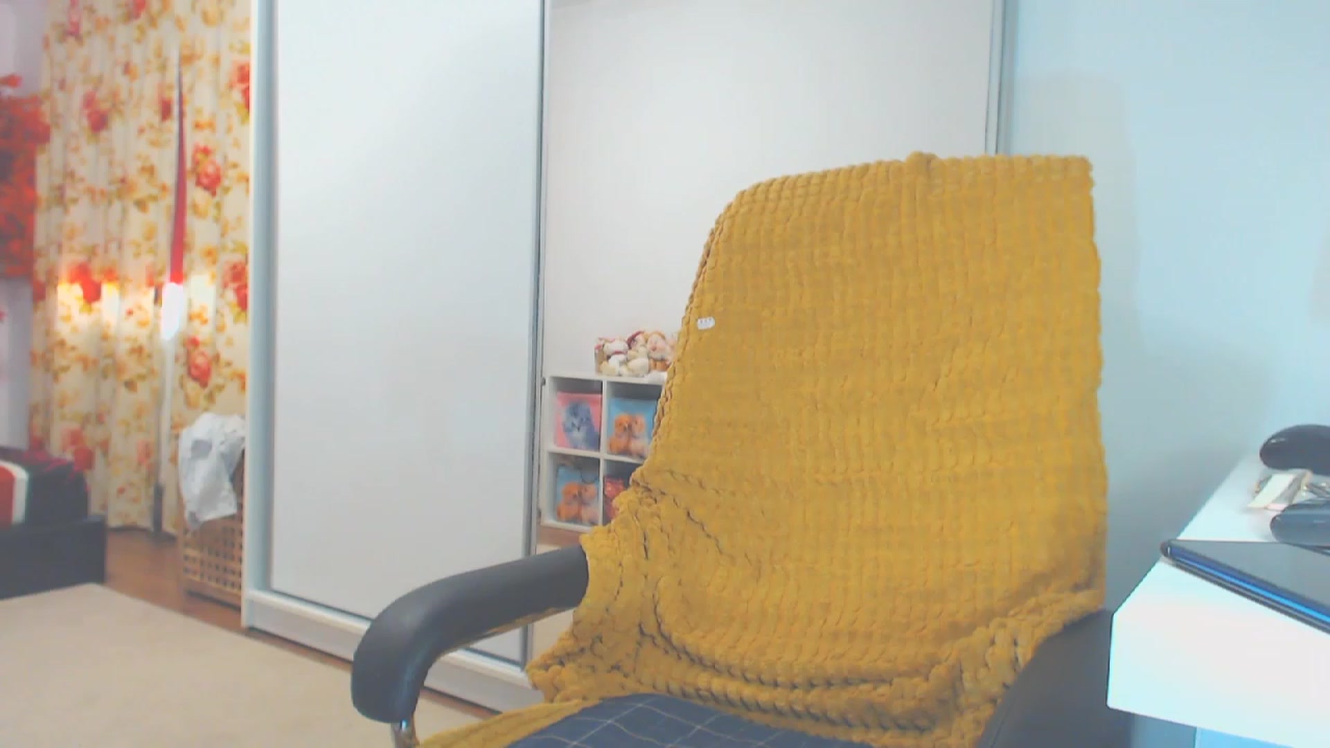 Gallery image thumbnail from Merlyn4u's myfreecams stream on, 09/29/2023, 14:59 image 13 of 20
