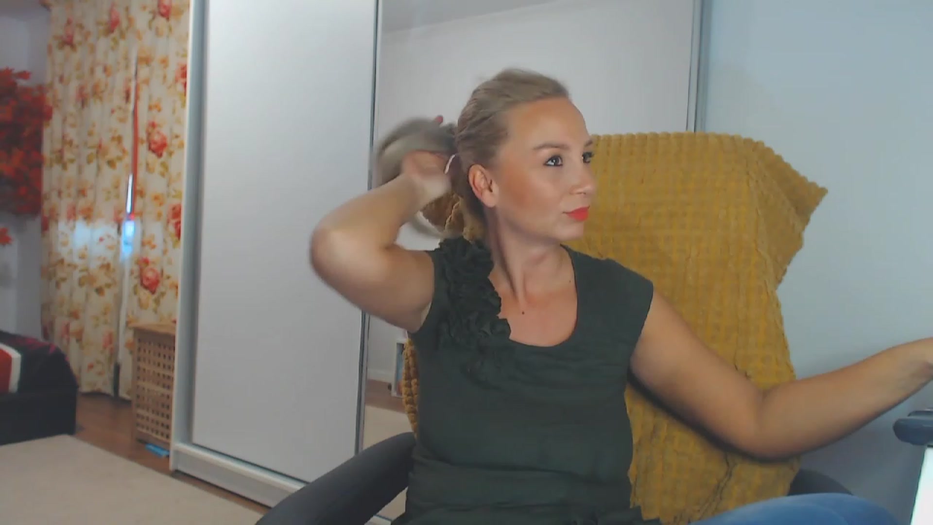 Gallery image thumbnail from Merlyn4u's myfreecams stream on, 10/11/2023, 11:49 image 9 of 20