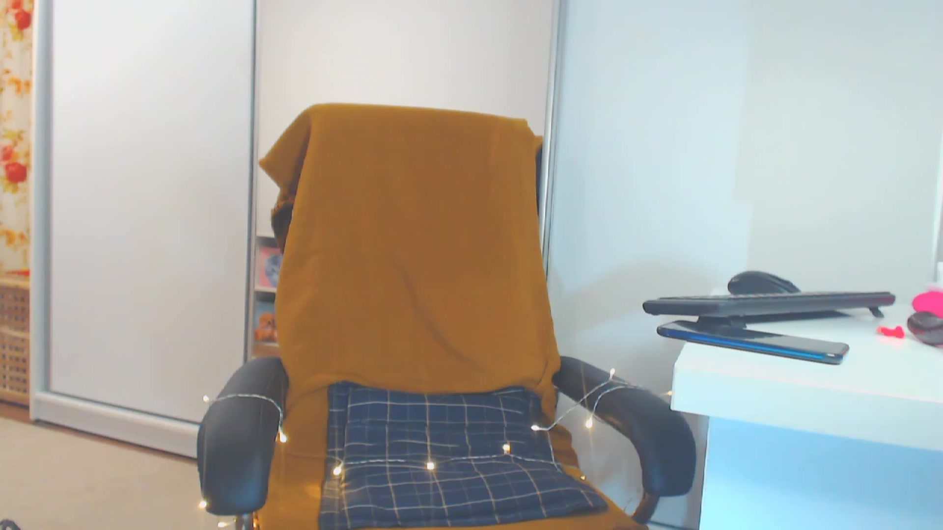 Gallery image thumbnail from Merlyn4u's myfreecams stream on, 10/16/2023, 15:23 image 4 of 20