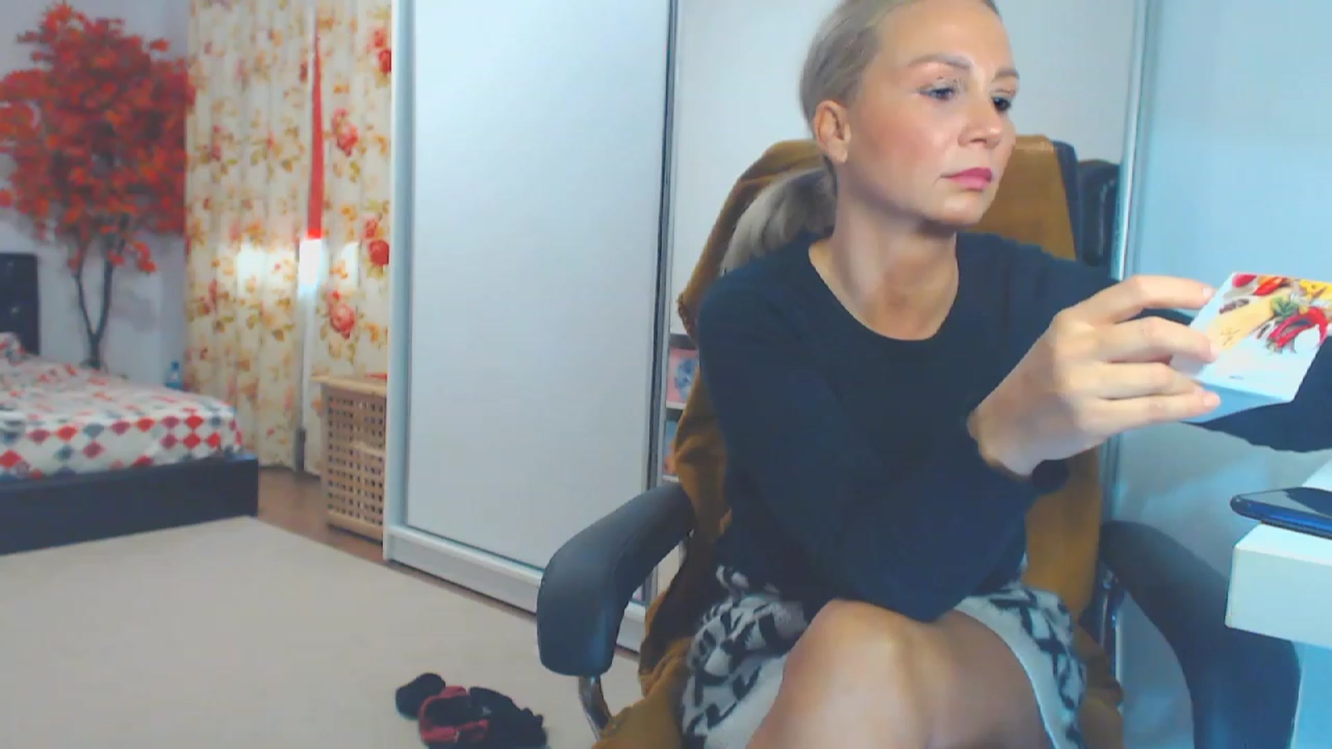 Gallery image thumbnail from Merlyn4u's myfreecams stream on, 10/17/2023, 14:07 image 12 of 20