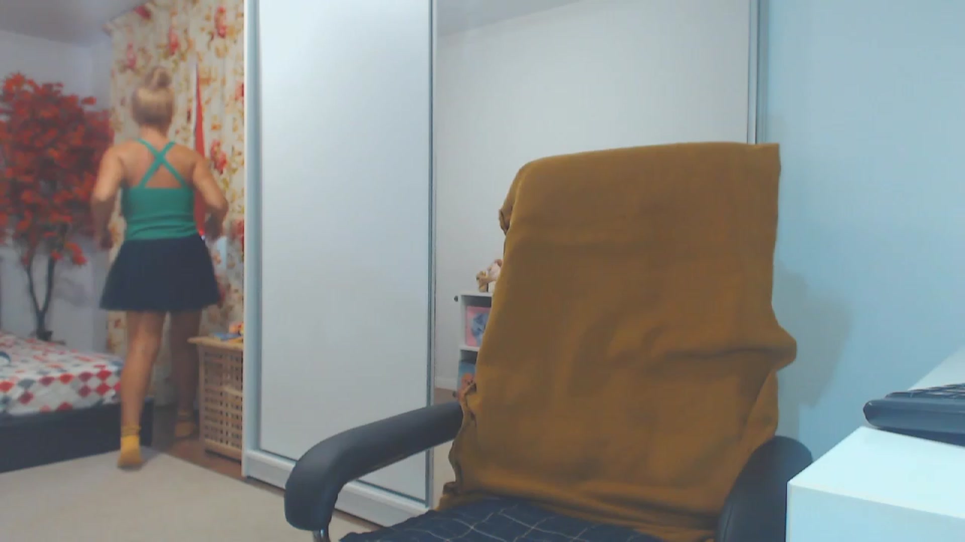 Gallery image thumbnail from Merlyn4u's myfreecams stream on, 10/21/2023, 13:18 image 8 of 20