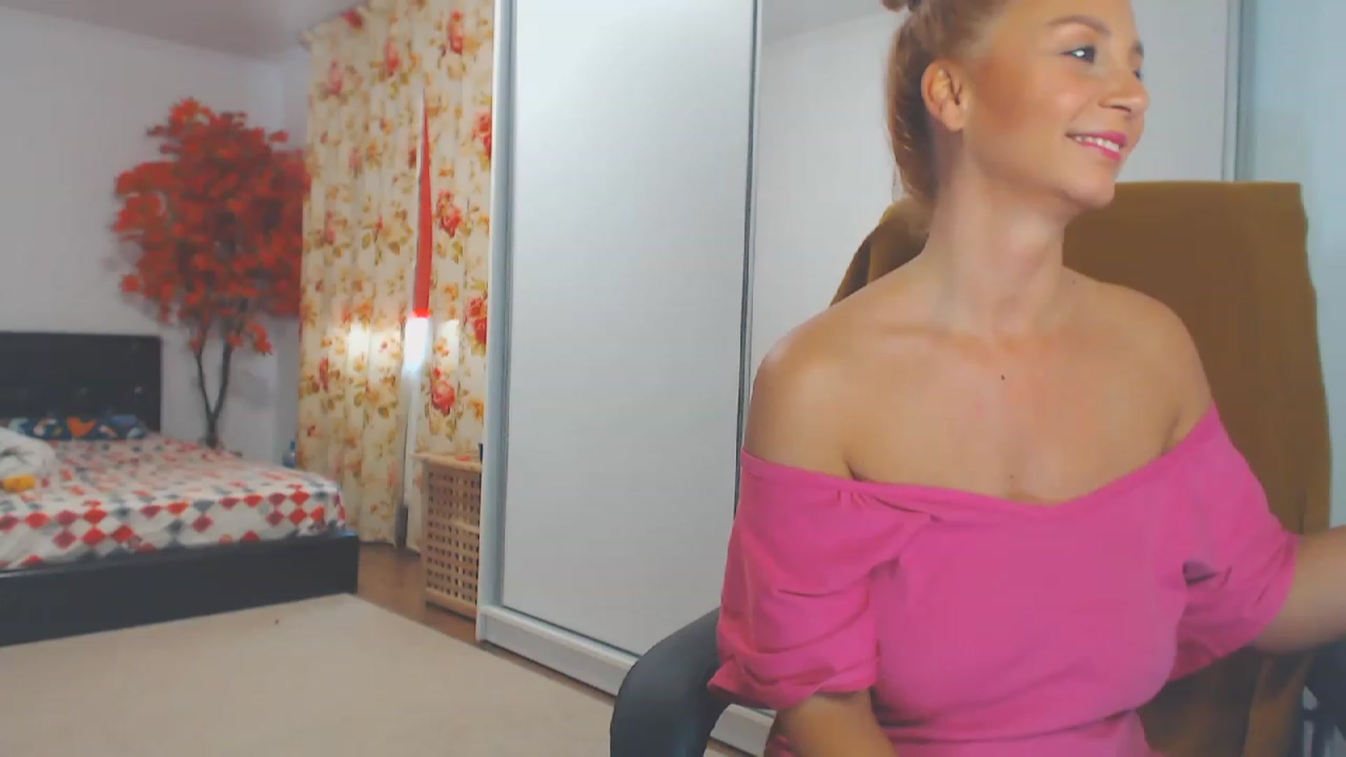 Gallery image thumbnail from Merlyn4u's myfreecams stream on, 10/22/2023, 12:16 image 3 of 20