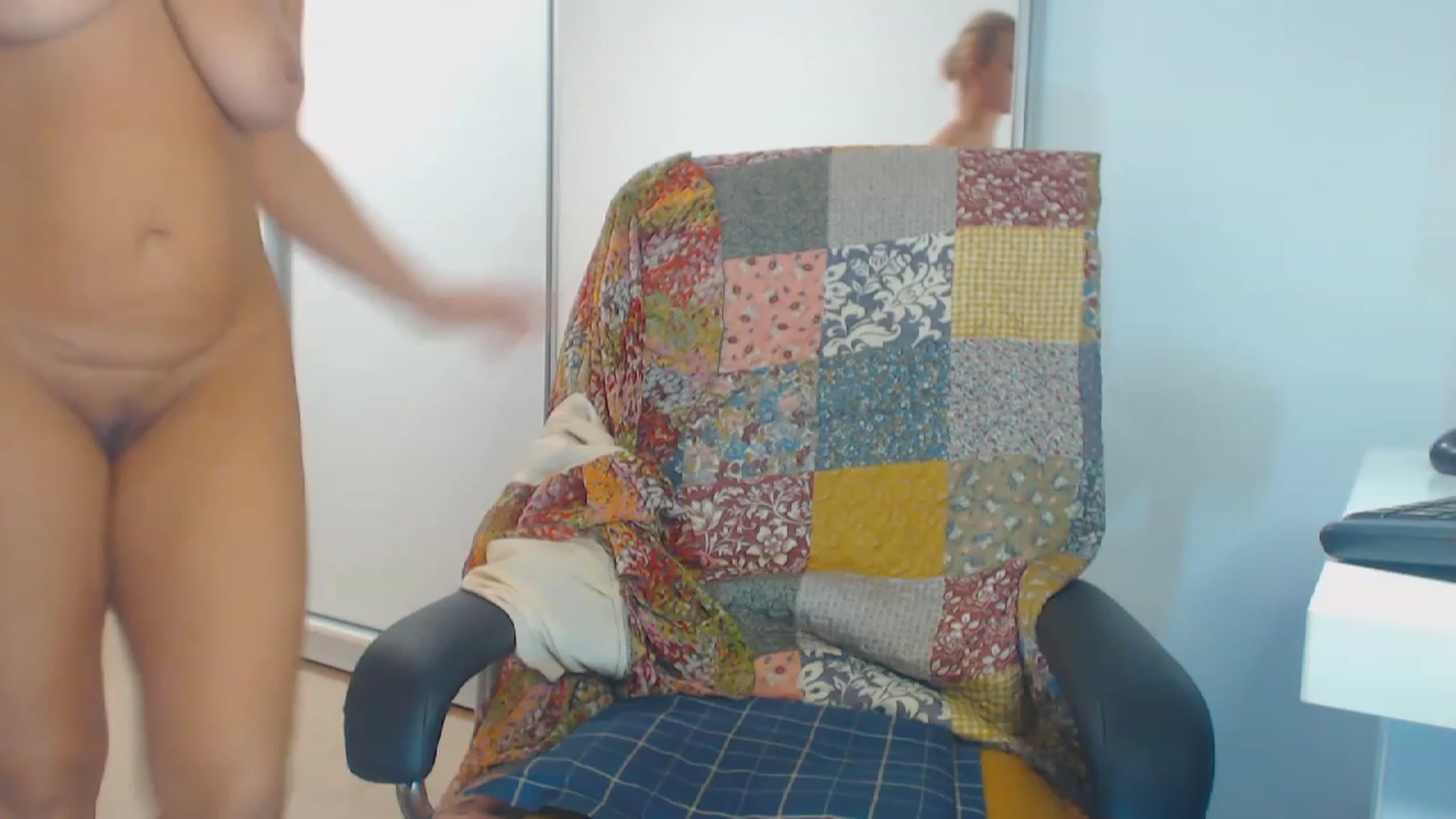 Gallery image thumbnail from Merlyn4u's myfreecams stream on, 11/05/2023, 15:41 image 15 of 20