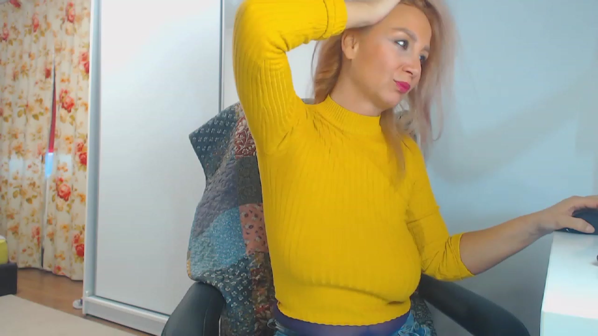 Gallery image thumbnail from Merlyn4u's myfreecams stream on, 11/14/2023, 14:23 image 2 of 20