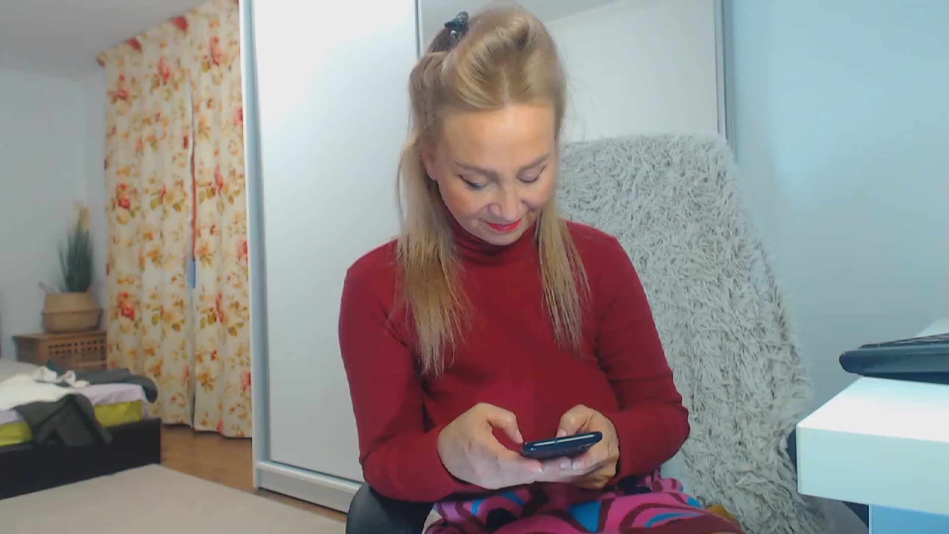 Gallery image thumbnail from Merlyn4u's myfreecams stream on, 12/21/2023, 14:58 image 2 of 20