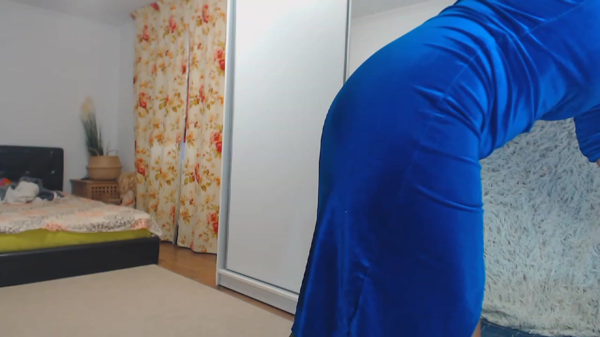 Gallery image thumbnail from Merlyn4u's myfreecams stream on, 01/03/2024, 14:35 image 13 of 20