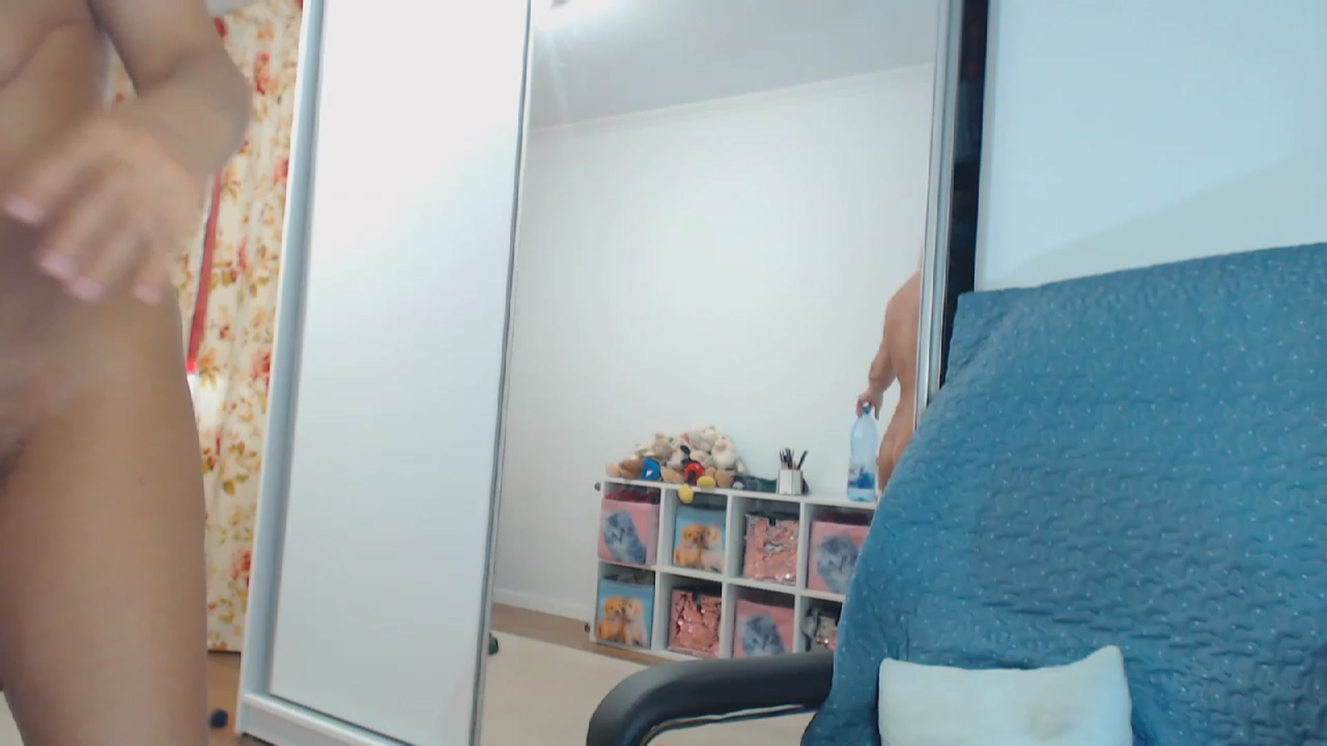 Gallery image thumbnail from Merlyn4u's myfreecams stream on, 03/12/2024, 15:50 image 3 of 20