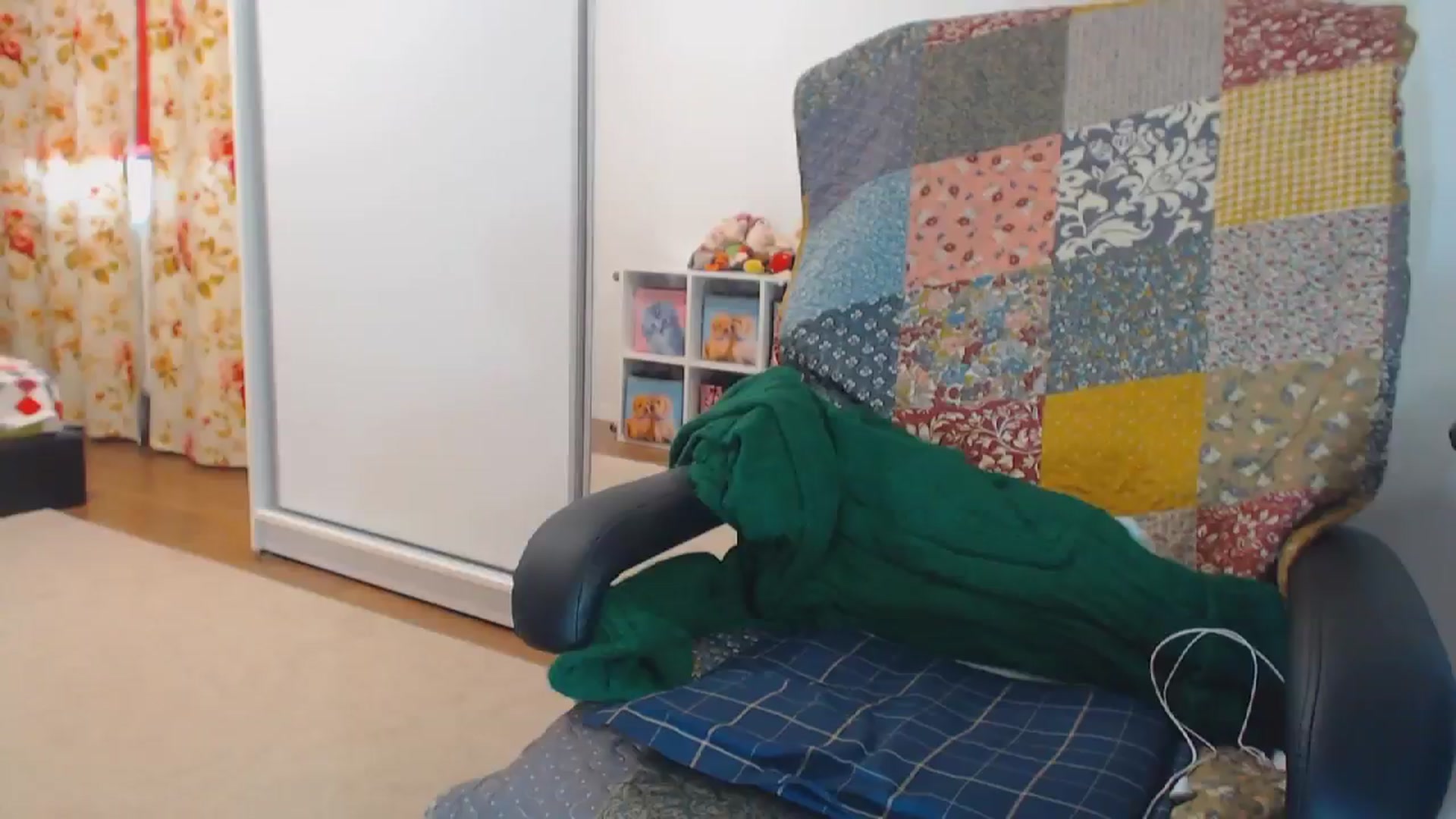 Gallery image thumbnail from Merlyn4u's myfreecams stream on, 03/20/2024, 15:48 image 11 of 20