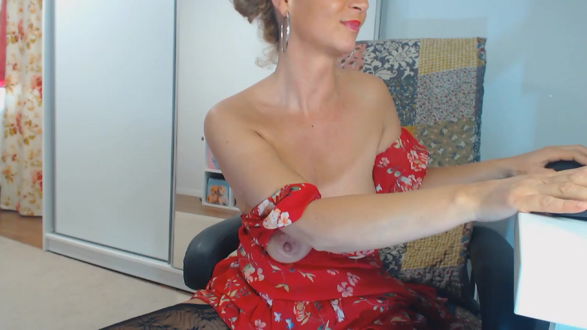 Gallery image thumbnail from Merlyn4u's myfreecams stream on, 03/26/2024, 16:11 image 16 of 20