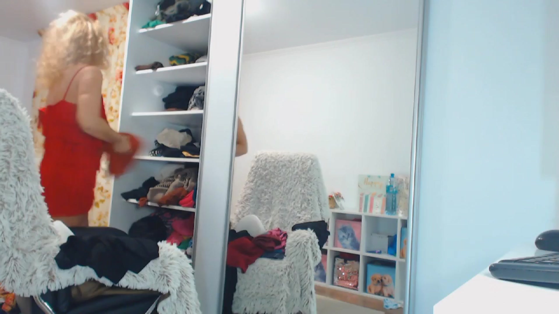 Gallery image thumbnail from Merlyn4u's myfreecams stream on, 03/29/2024, 14:06 image 10 of 20