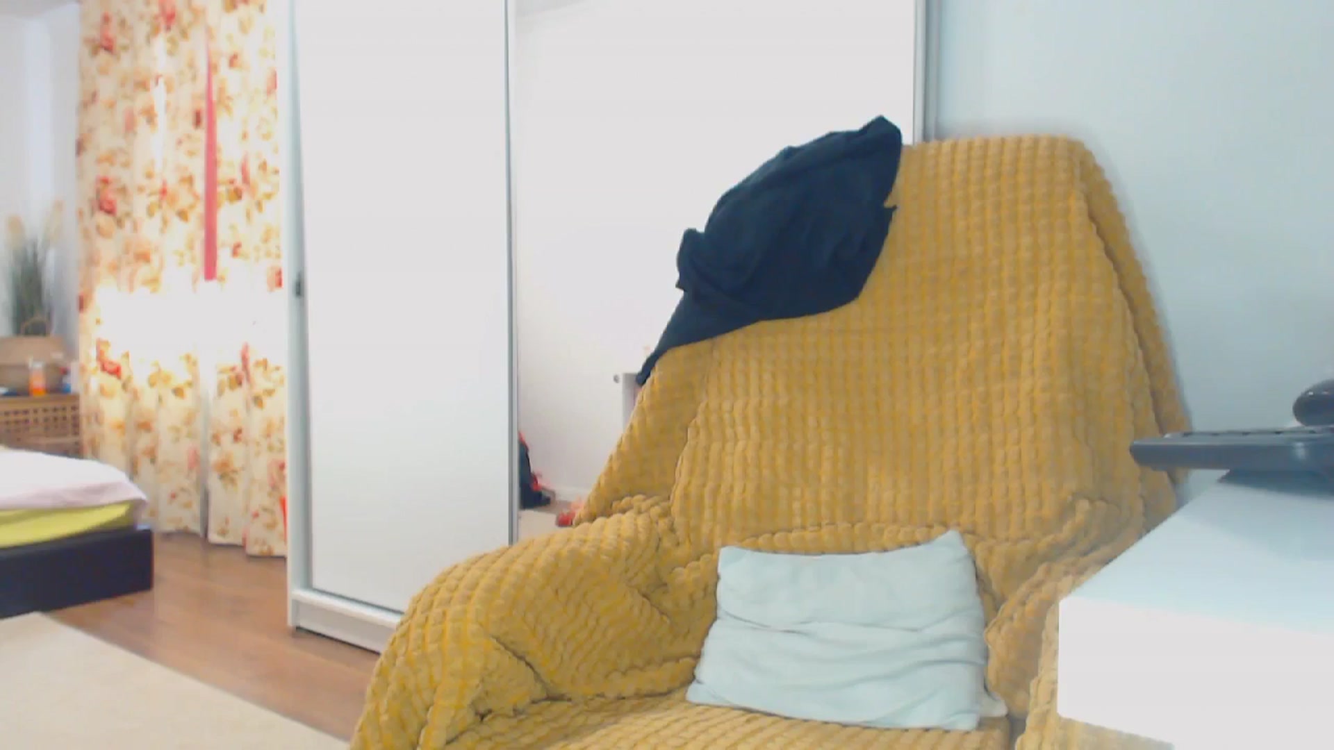 Gallery image thumbnail from Merlyn4u's myfreecams stream on, 05/10/2024, 12:21 image 3 of 20