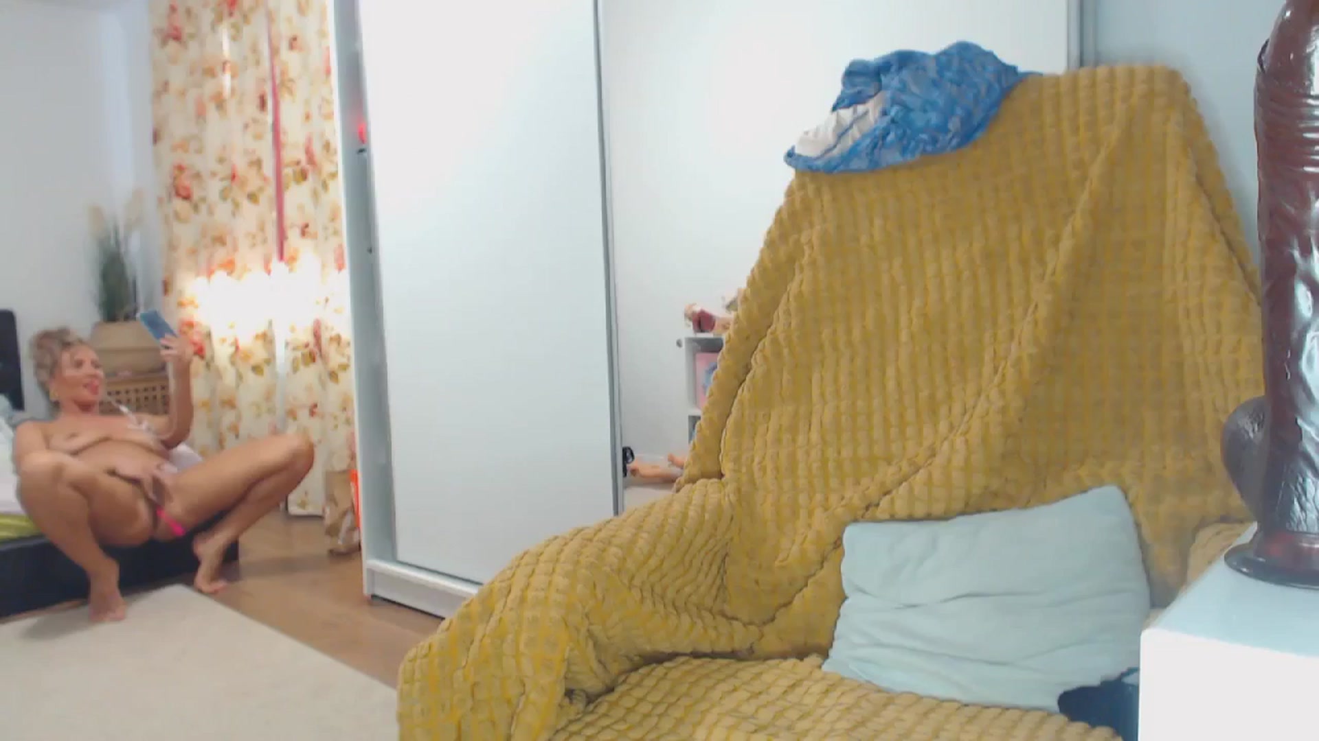 Gallery image thumbnail from Merlyn4u's myfreecams stream on, 05/17/2024, 12:39 image 4 of 20