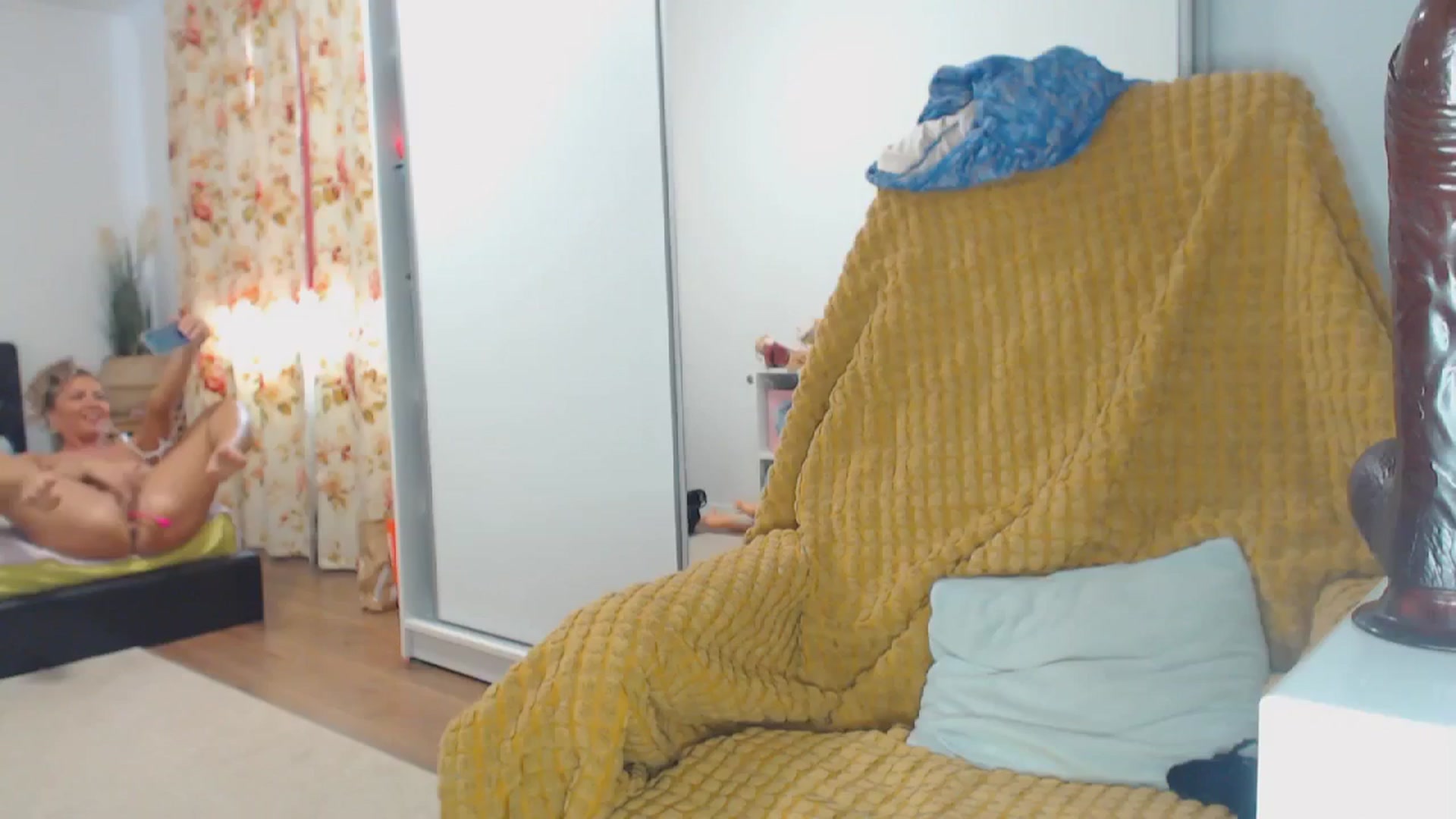 Gallery image thumbnail from Merlyn4u's myfreecams stream on, 05/17/2024, 12:39 image 1 of 20