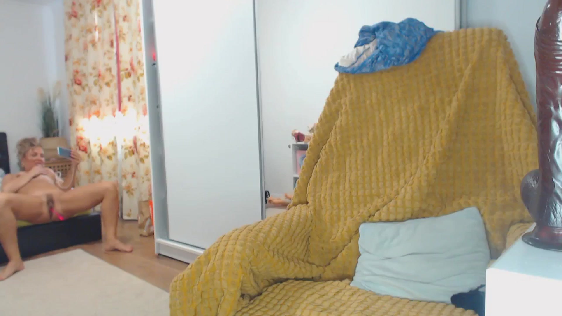 Gallery image thumbnail from Merlyn4u's myfreecams stream on, 05/17/2024, 12:39 image 6 of 20