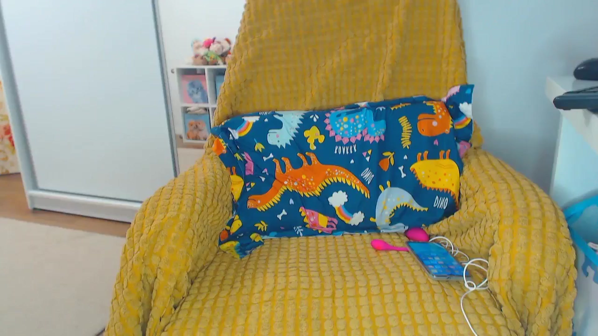 Gallery image thumbnail from Merlyn4u's myfreecams stream on, 06/18/2024, 14:36 image 2 of 20