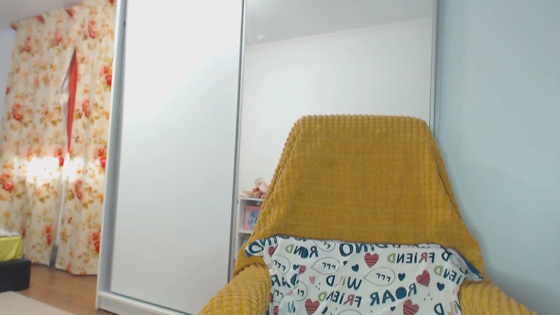 Gallery image thumbnail from Merlyn4u's myfreecams stream on, 06/21/2024, 12:10 image 12 of 20