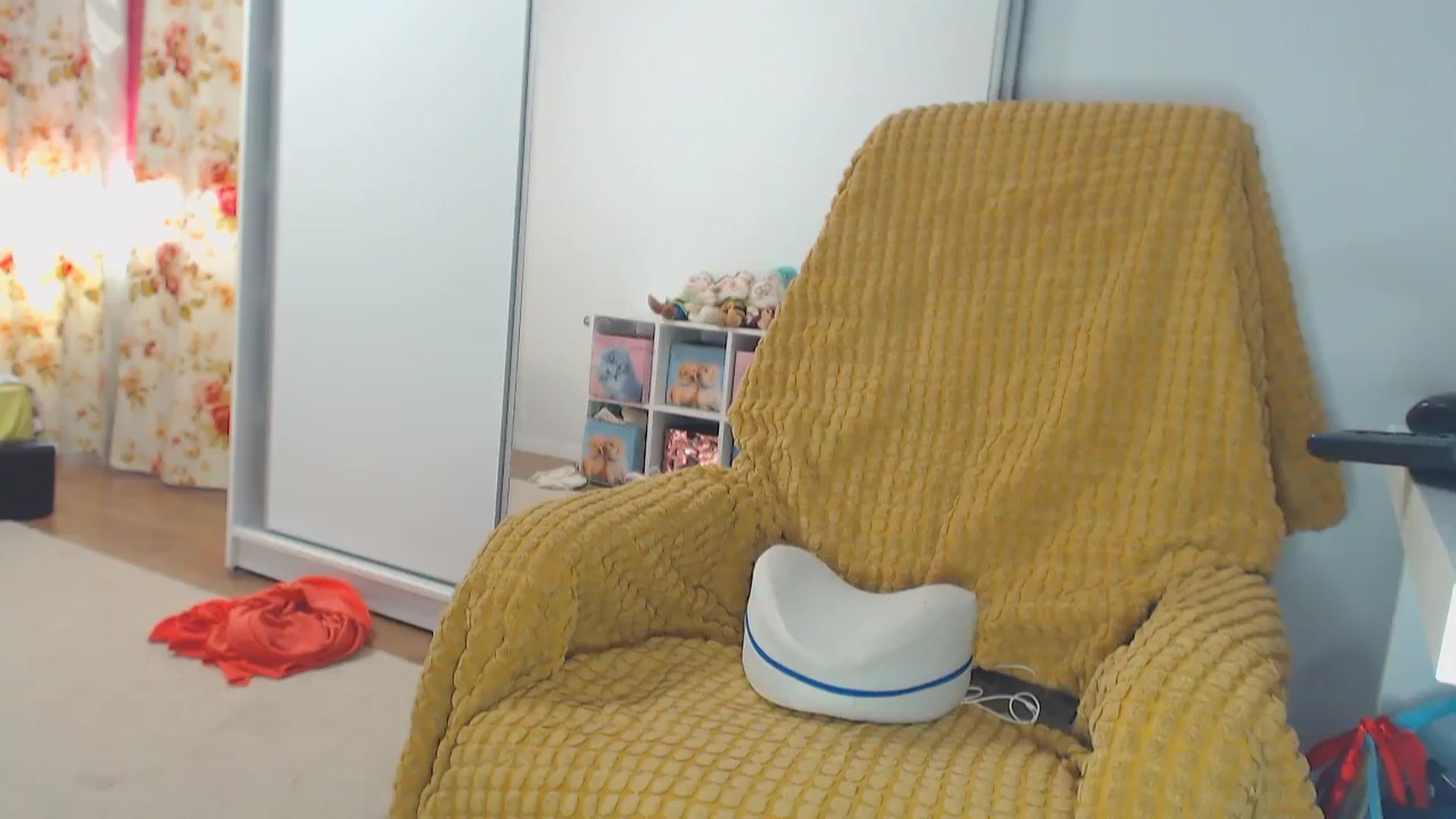 Gallery image thumbnail from Merlyn4u's myfreecams stream on, 06/25/2024, 14:58 image 5 of 20