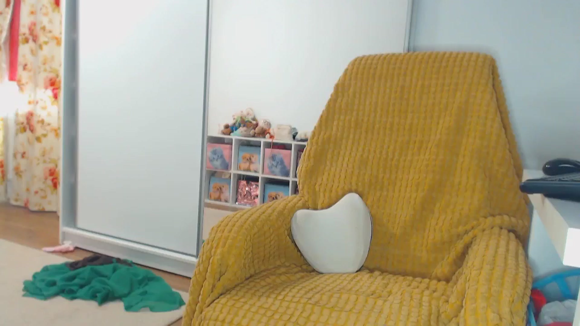 Gallery image thumbnail from Merlyn4u's myfreecams stream on, 06/28/2024, 12:59 image 8 of 20