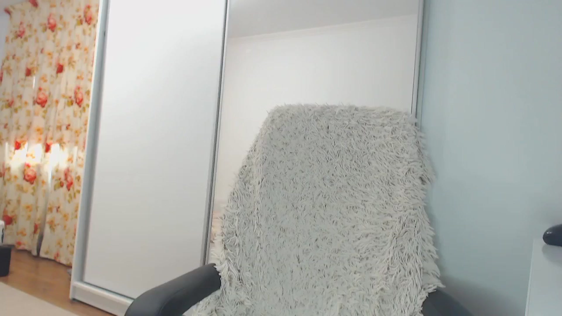 Gallery image thumbnail from Merlyn4u's myfreecams stream on, 10/05/2024, 12:09 image 9 of 20