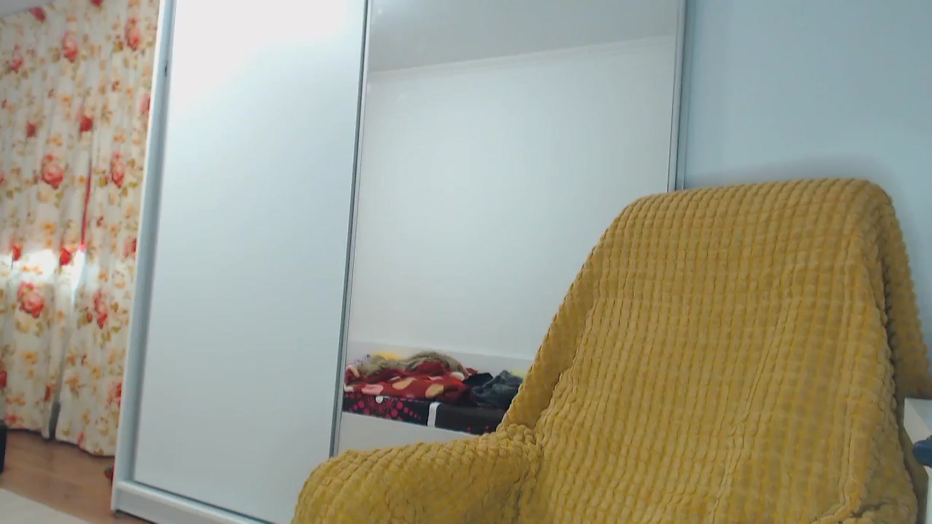 Gallery image thumbnail from Merlyn4u's myfreecams stream on, 10/24/2024, 12:36 image 17 of 20