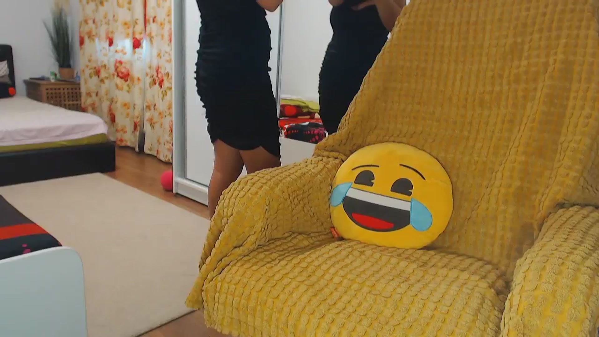 Gallery image thumbnail from Merlyn4u's myfreecams stream on, 10/27/2024, 14:44 image 1 of 20