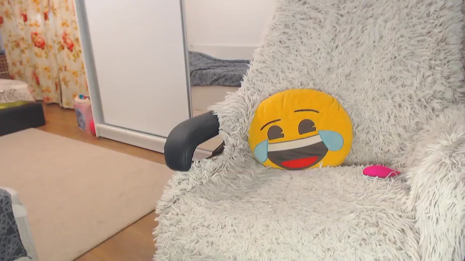 Gallery image thumbnail from Merlyn4u's myfreecams stream on, 11/19/2024, 15:04 image 16 of 20