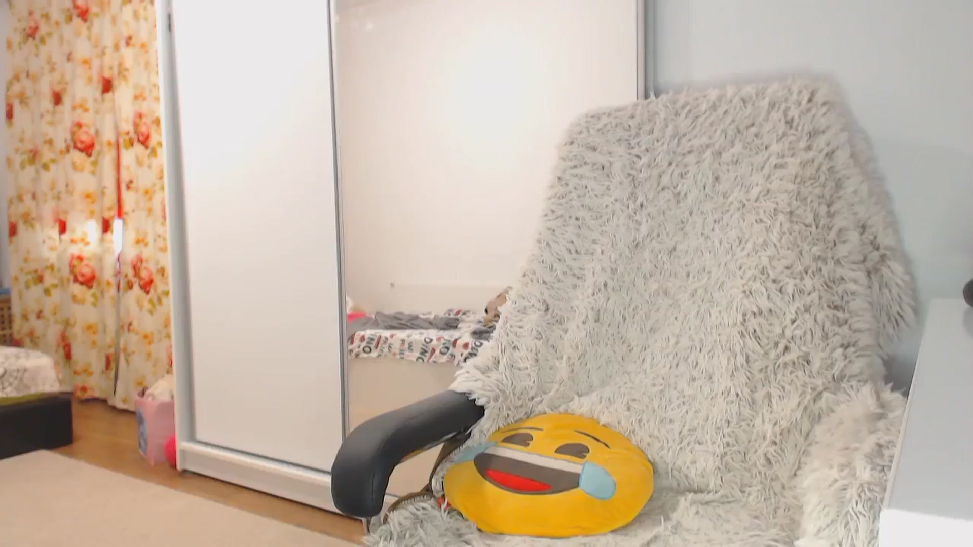Gallery image thumbnail from Merlyn4u's myfreecams stream on, 11/21/2024, 13:25 image 19 of 20