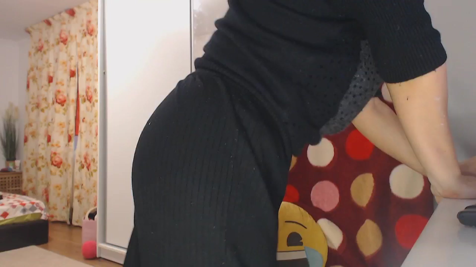 Gallery image thumbnail from Merlyn4u's myfreecams stream on, 12/24/2024, 13:11 image 5 of 20
